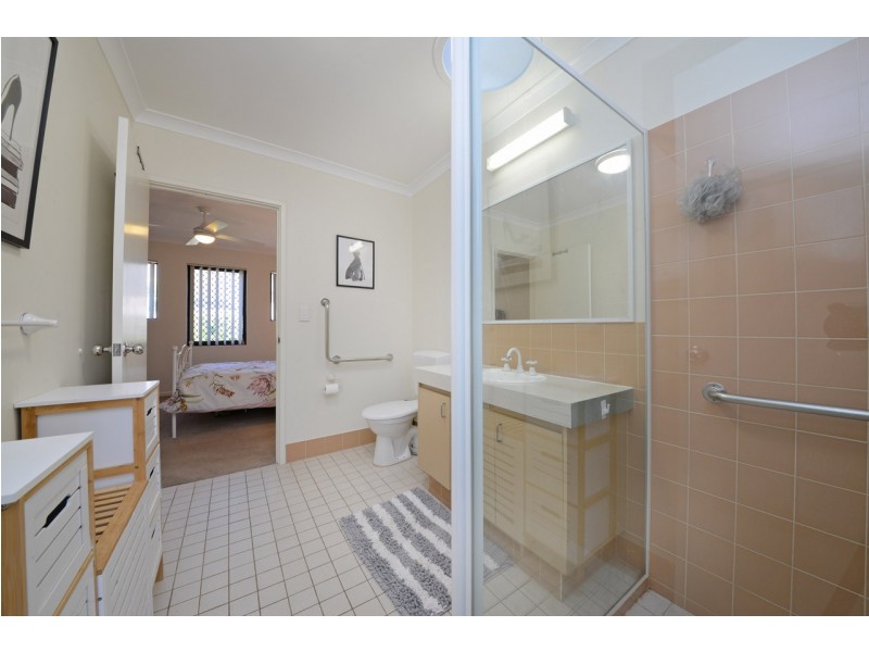 12/2 Camberwell  Road, Balga WA 6061