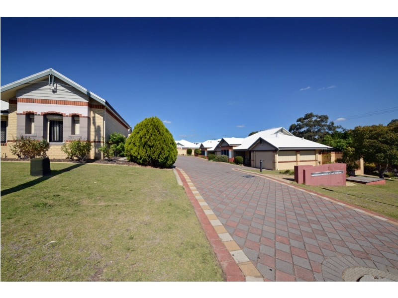 12/2 Camberwell  Road, Balga WA 6061