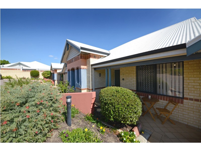12/2 Camberwell  Road, Balga WA 6061