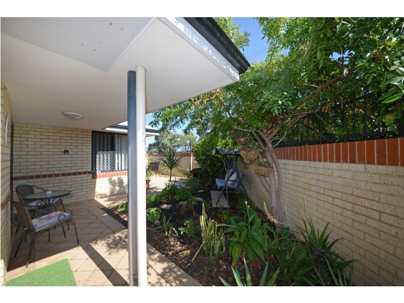 12/2 Camberwell  Road, Balga WA 6061