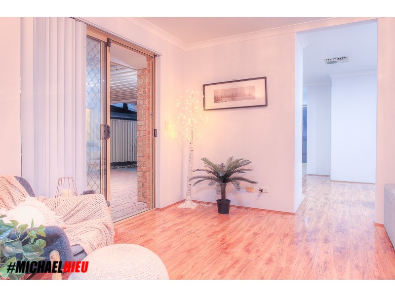 11 Tarraji Terrace, Marangaroo WA 6064