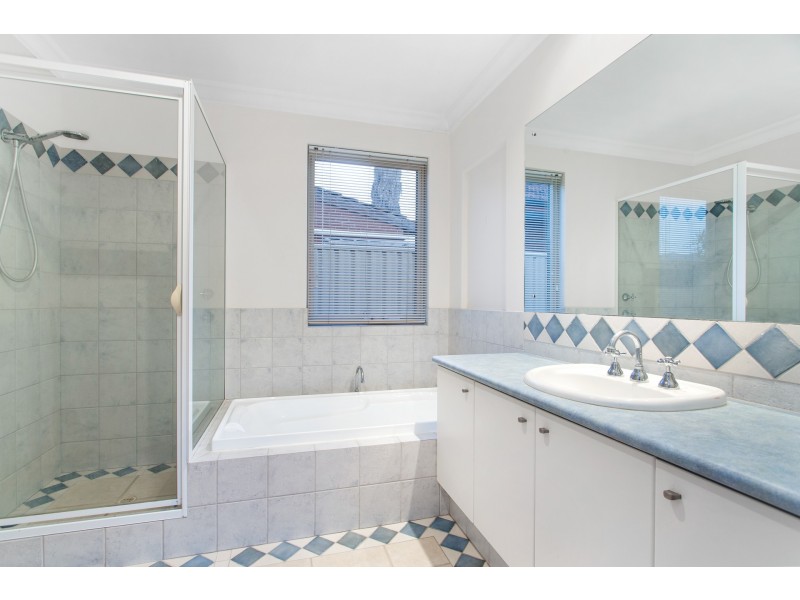 27B Francis Avenue, Karrinyup WA 6018