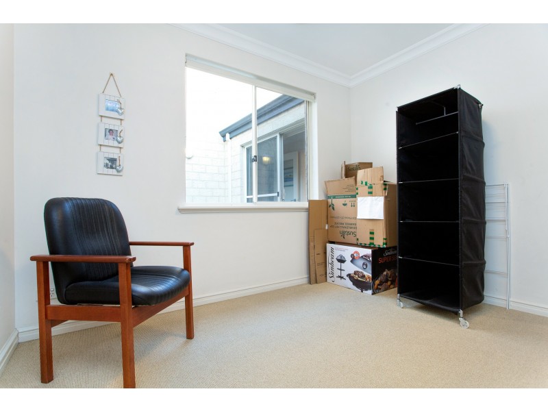 27B Francis Avenue, Karrinyup WA 6018