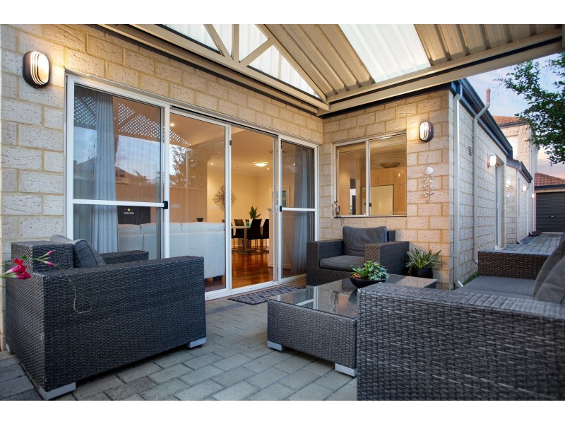 27B Francis Avenue, Karrinyup WA 6018