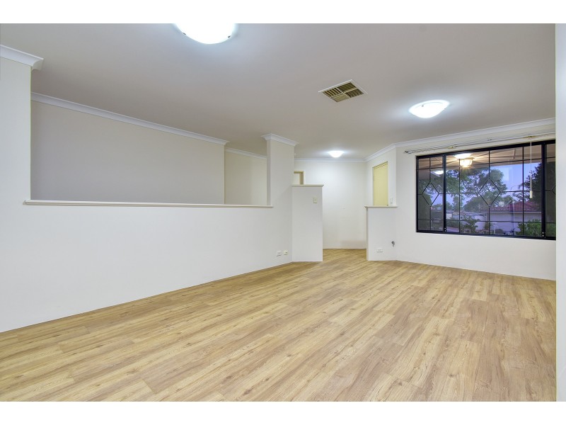 23 Denfield Rise, Carramar WA 6031