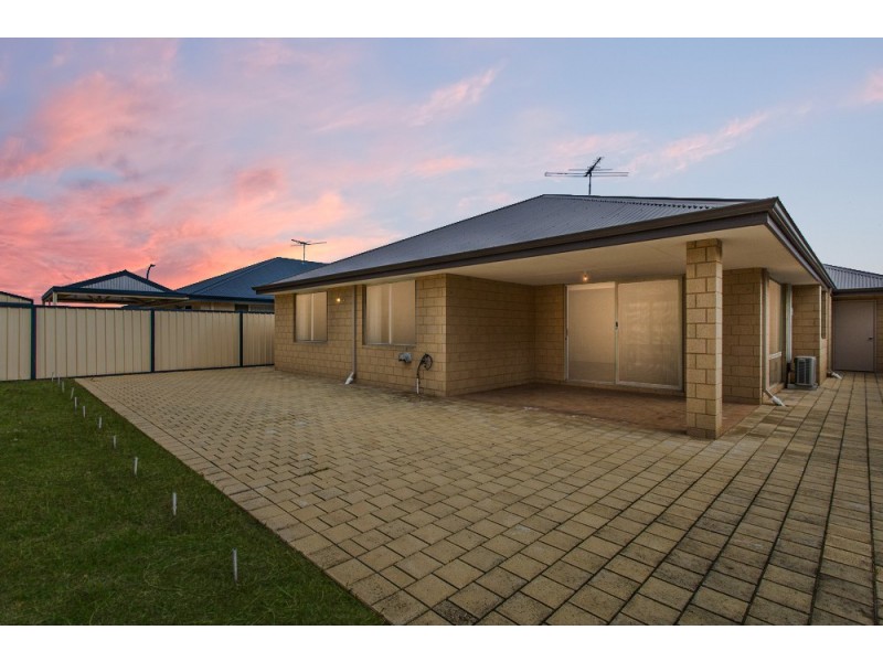 11A John Forrest Circuit, Bertram WA 6167
