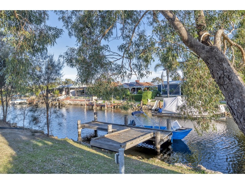 32 Willow Gardens, South Yunderup WA 6208