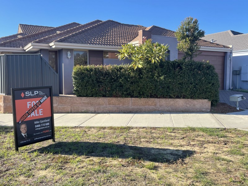 1 Girramay Road, Banksia Grove WA 6031