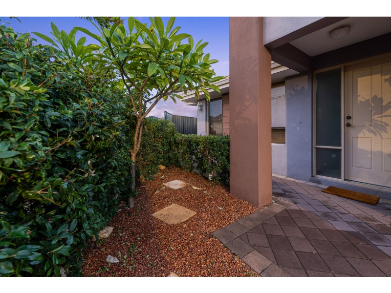 1 Girramay Road, Banksia Grove WA 6031