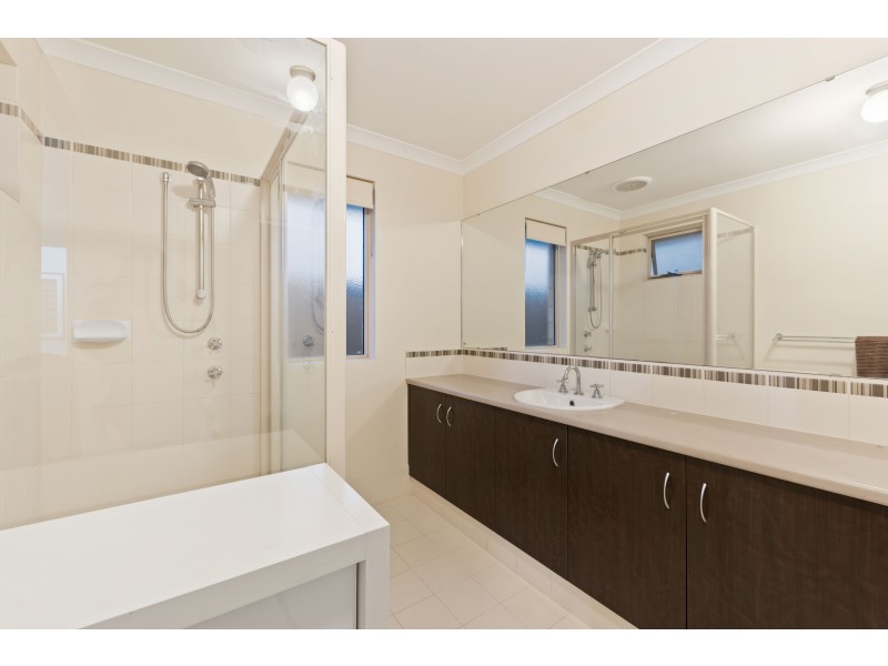 1 Girramay Road, Banksia Grove WA 6031