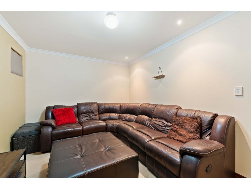 1 Girramay Road, Banksia Grove WA 6031