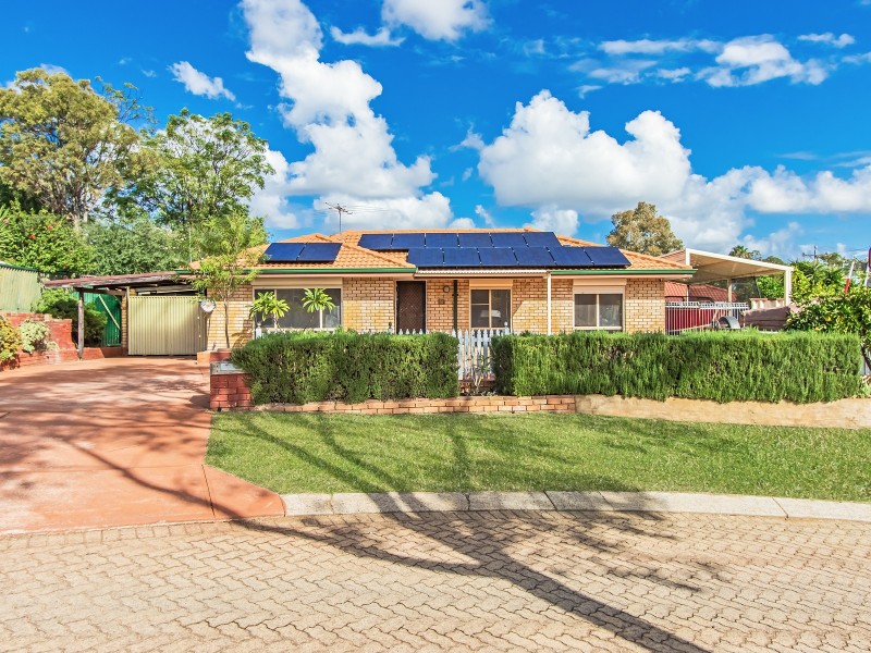 2 Cobine Rise, Parmelia WA 6167