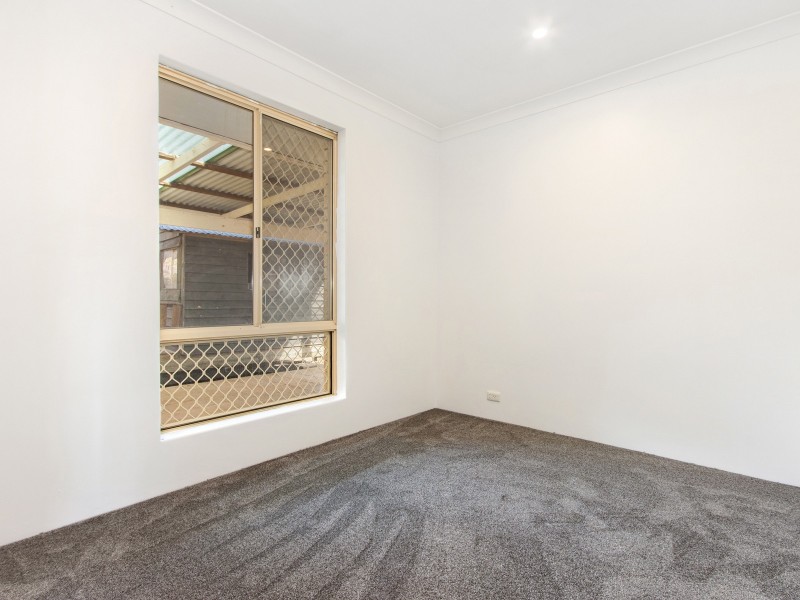 2 Cobine Rise, Parmelia WA 6167