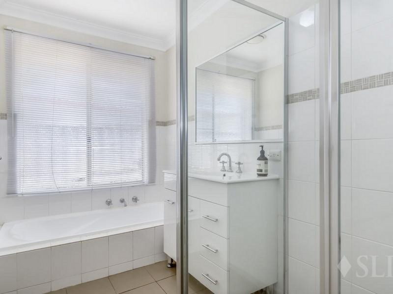 7 Newstead Close, Halls Head WA 6210
