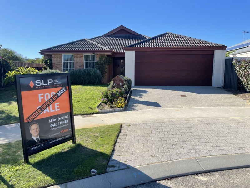 24 Hybrid Green, Banksia Grove WA 6031