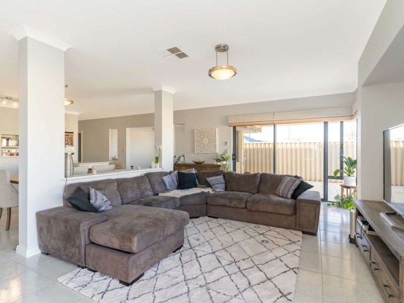 102 Benenden Avenue, Butler WA 6036