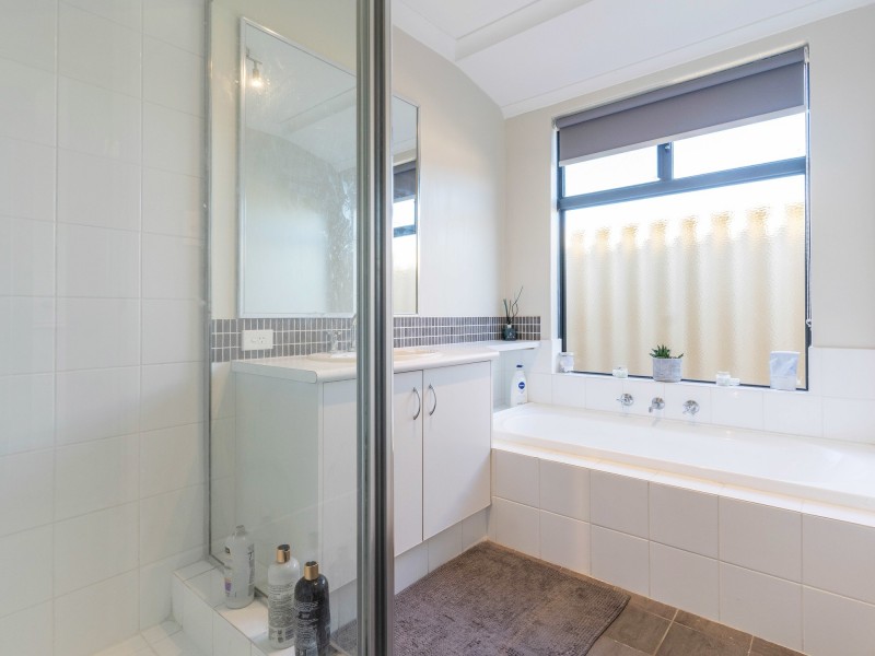 102 Benenden Avenue, Butler WA 6036