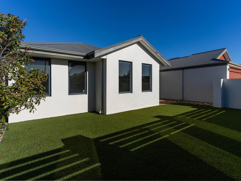 102 Benenden Avenue, Butler WA 6036