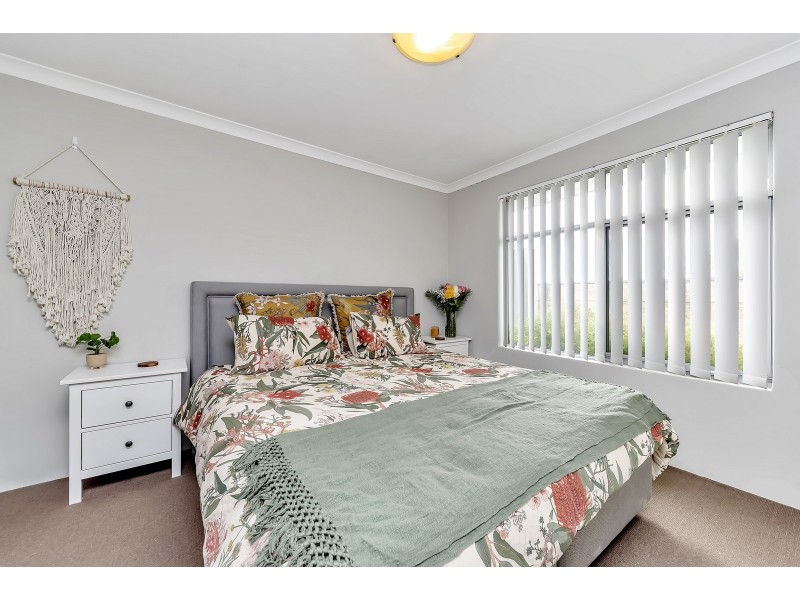 86 Kingscliff Drive, Golden Bay WA 6174