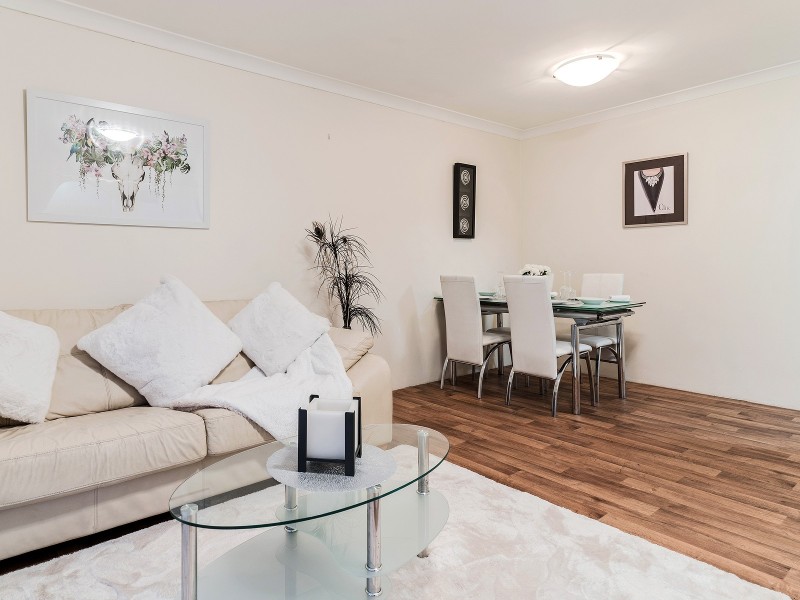 4 Burnside Way, Waikiki WA 6169