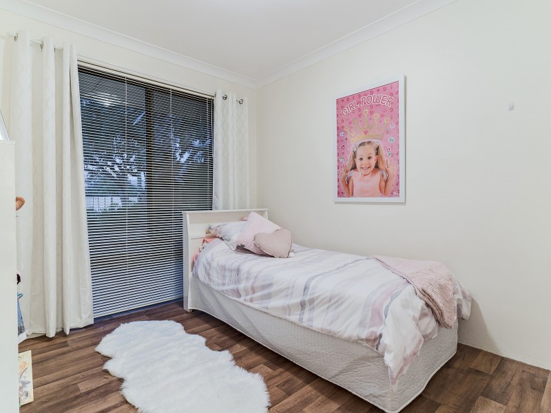 4 Burnside Way, Waikiki WA 6169