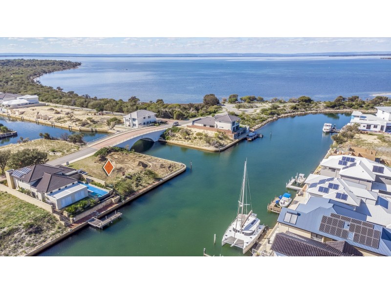 39 Estuary Place, Wannanup WA 6210