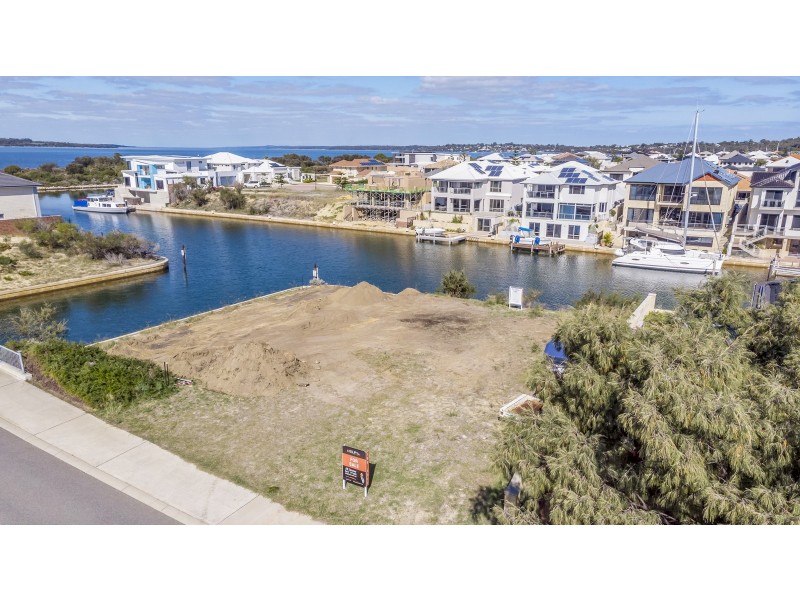 39 Estuary Place, Wannanup WA 6210