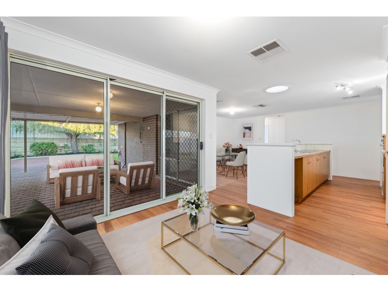 7 Watkins Loop, Tapping WA 6065