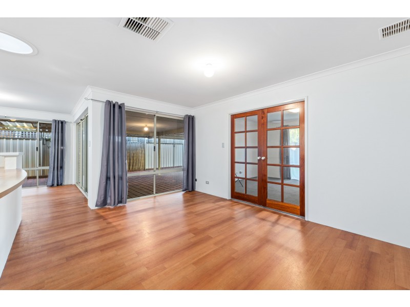 7 Watkins Loop, Tapping WA 6065