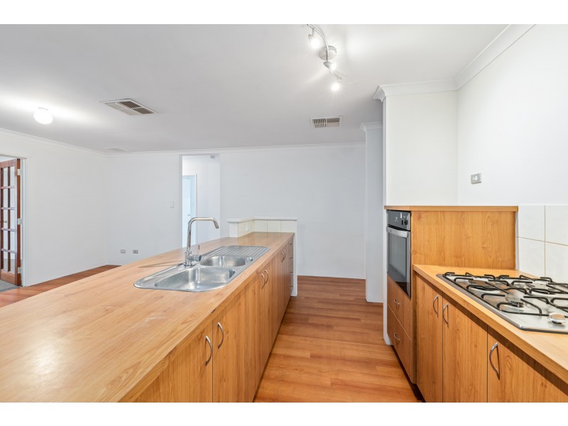 7 Watkins Loop, Tapping WA 6065