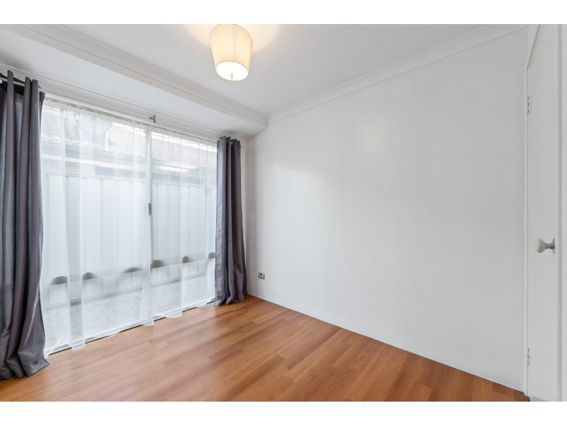 7 Watkins Loop, Tapping WA 6065