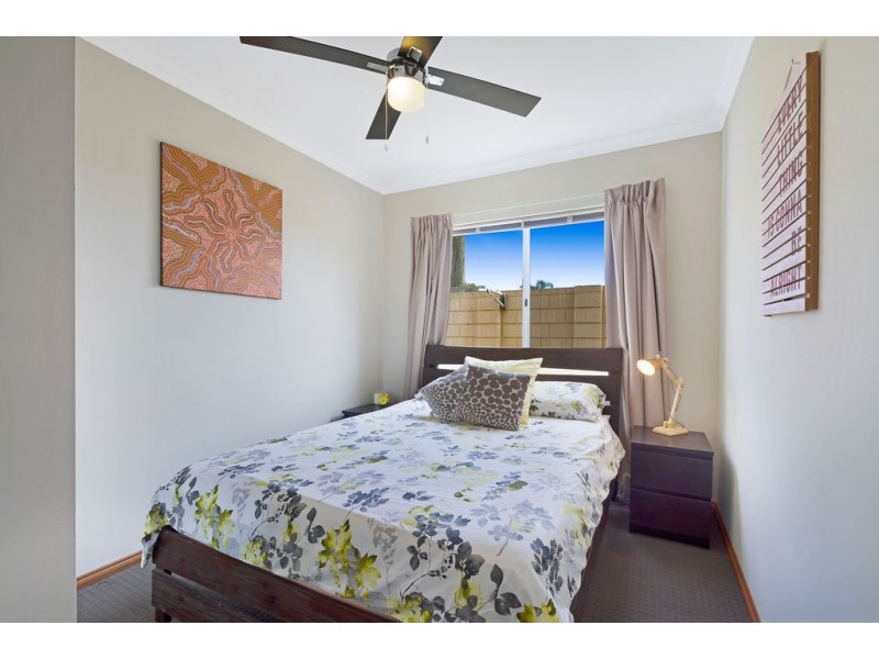 1/12 Willespie Drive, Pearsall WA 6065