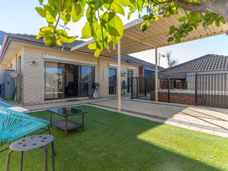 82 Rosegreen Avenue, Butler WA 6036