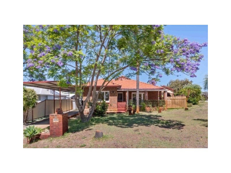 21 Geneff Street, Innaloo WA 6018