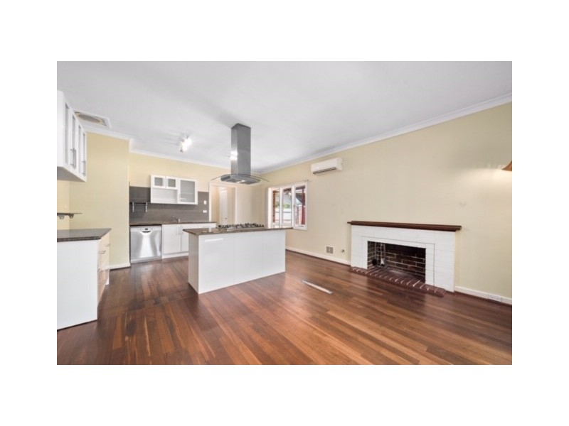 21 Geneff Street, Innaloo WA 6018