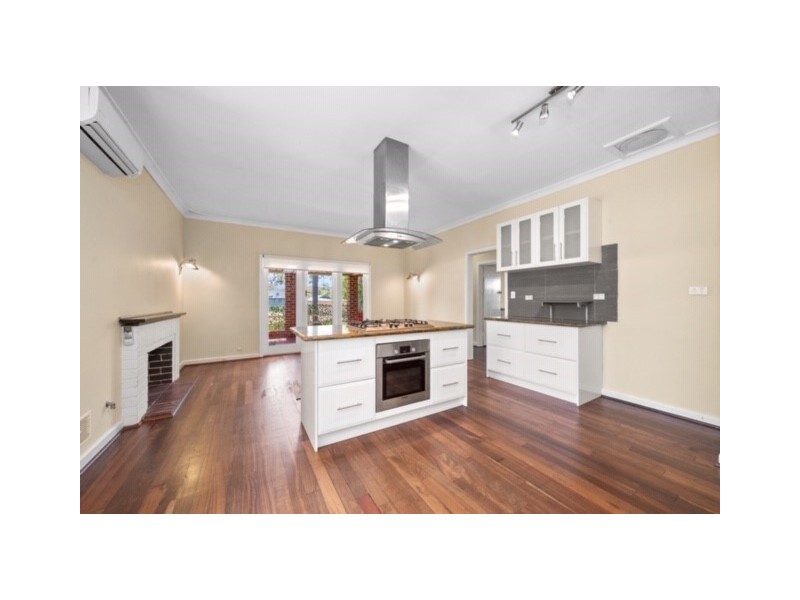 21 Geneff Street, Innaloo WA 6018