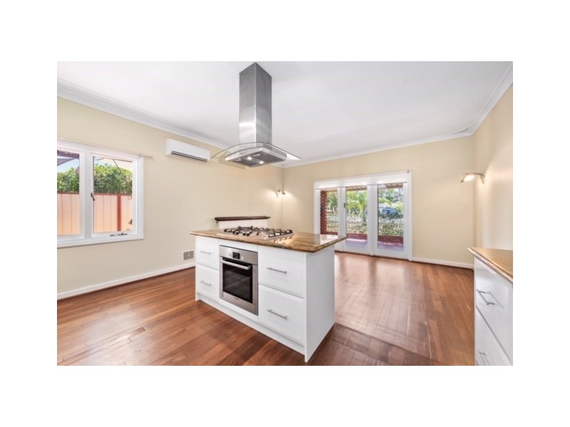 21 Geneff Street, Innaloo WA 6018