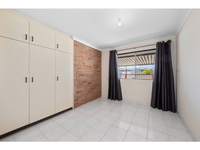 21 Geneff Street, Innaloo WA 6018