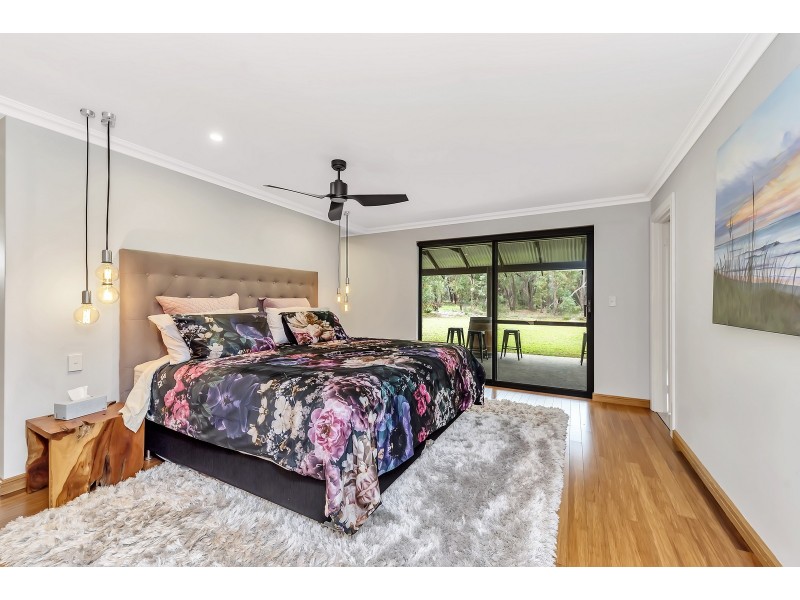 25 Marlock Way, Parklands WA 6180