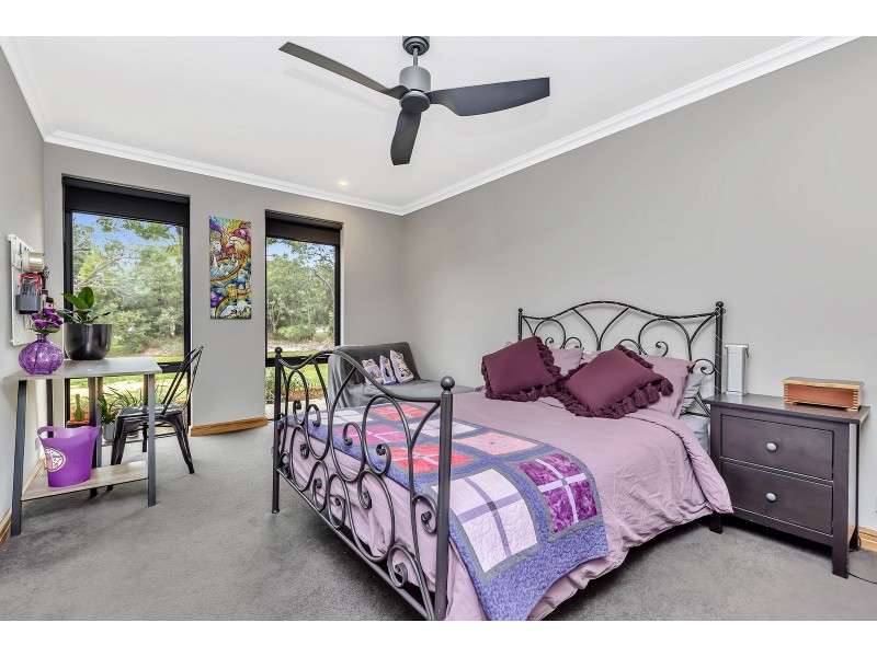 25 Marlock Way, Parklands WA 6180