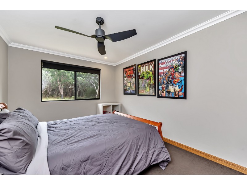 25 Marlock Way, Parklands WA 6180