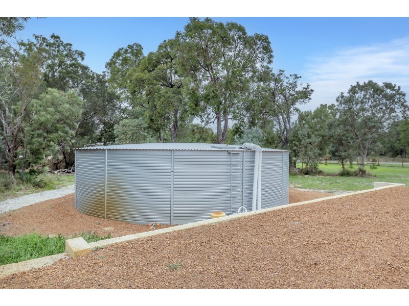 25 Marlock Way, Parklands WA 6180