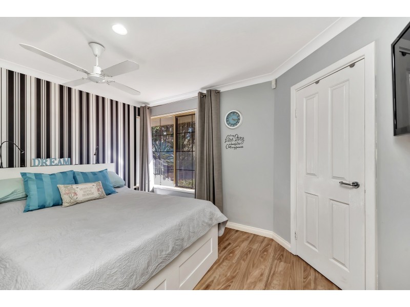 6 Allamanda Way, Halls Head WA 6210