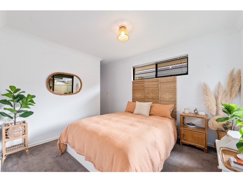 21B Matta Way, Pearsall WA 6065