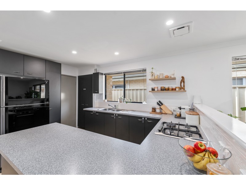 21B Matta Way, Pearsall WA 6065