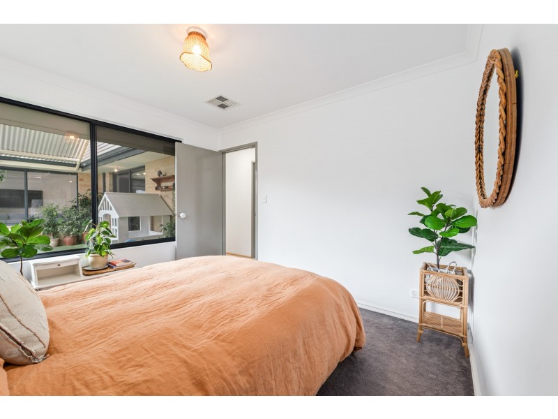 21B Matta Way, Pearsall WA 6065