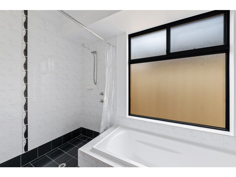 21B Matta Way, Pearsall WA 6065