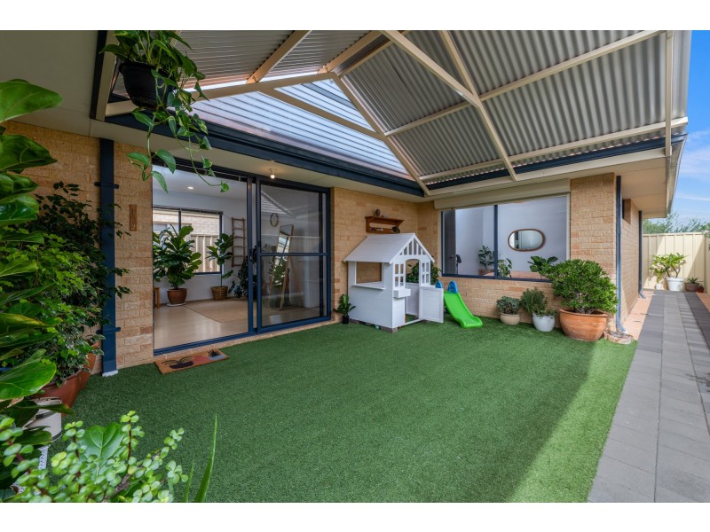 21B Matta Way, Pearsall WA 6065