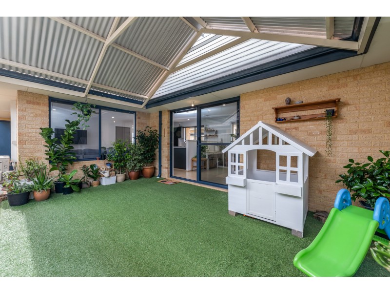 21B Matta Way, Pearsall WA 6065