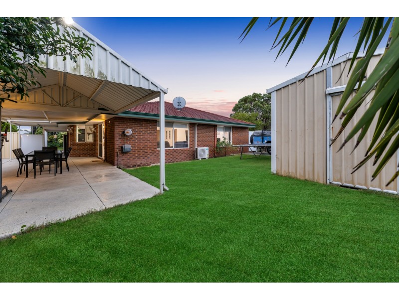 1 Coppice Court, Banksia Grove WA 6031